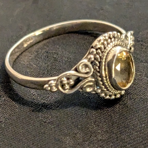 Geniune 925 Sterling Silver Citrine Ring Size 11 - Picture 3 of 10